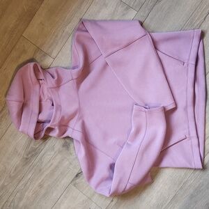 Lululemon Softstreme Hoodie Sz 2 Cropped